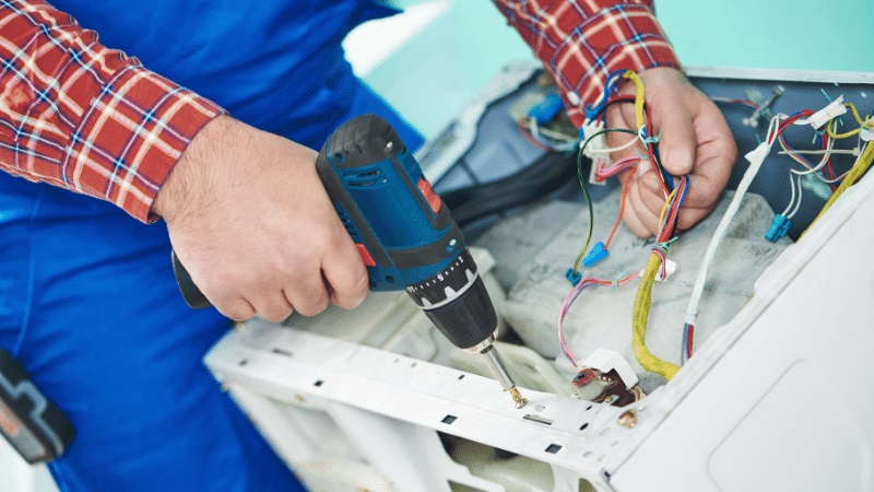 Akçakoca Hitachi servisi orijinal yedek parça kullanımı